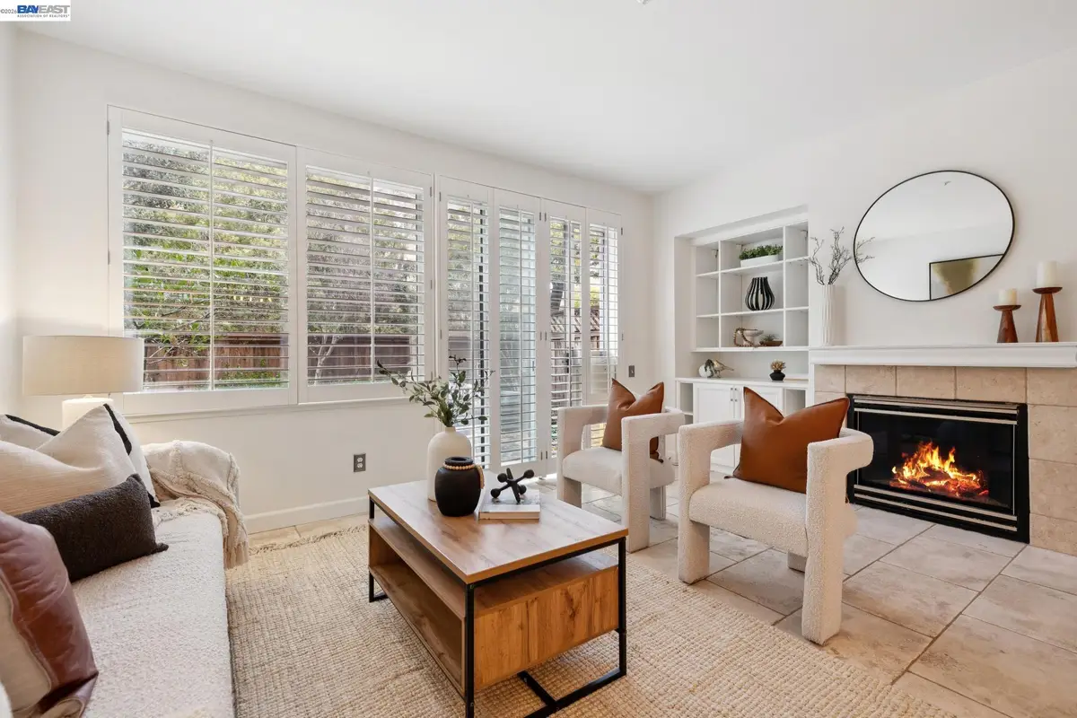 23158 Canyon Terrace Dr, Castro Valley, CA 94552 - #1