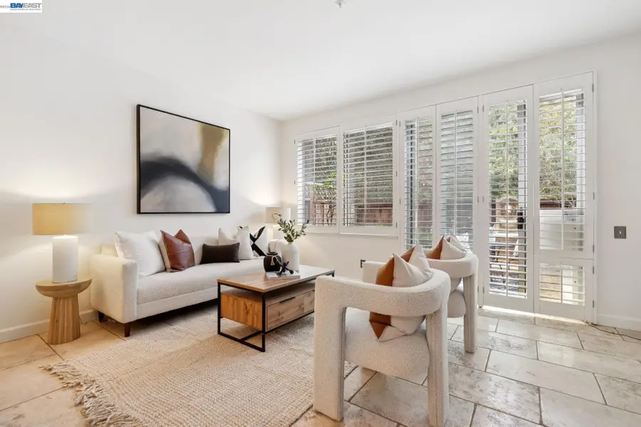 23158 Canyon Terrace Dr, Castro Valley, CA 94552 - #2