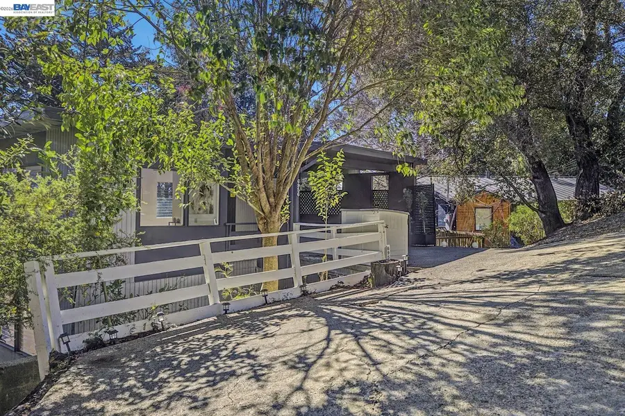 6956 Sayre Drive, Oakland, CA 94611 - #2