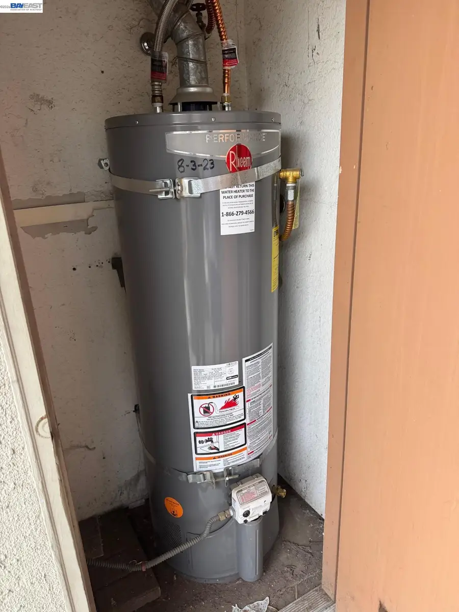 2116 Mt. Vernon Dr. #C, Modesto, CA 95350 - #2