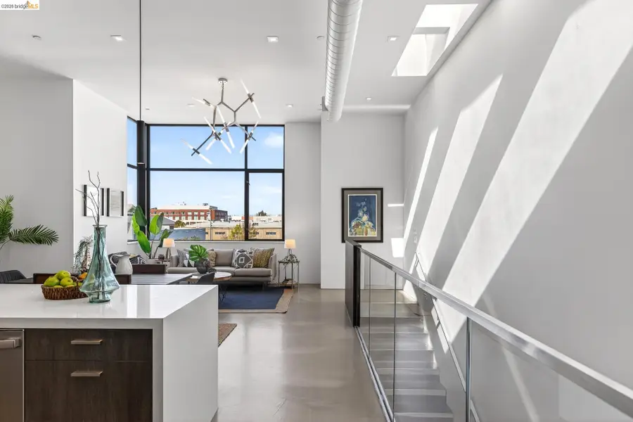 811 Folger Ave, Berkeley, CA 94710 - #3