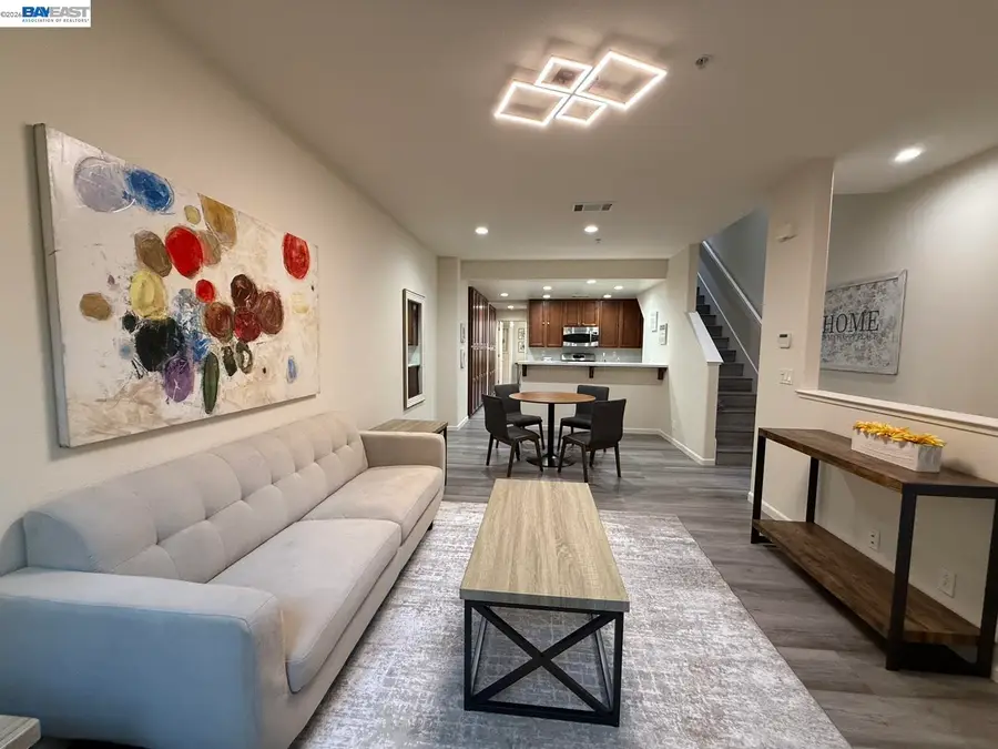 2200 Beech Cir, San Jose, CA 95131 - #2