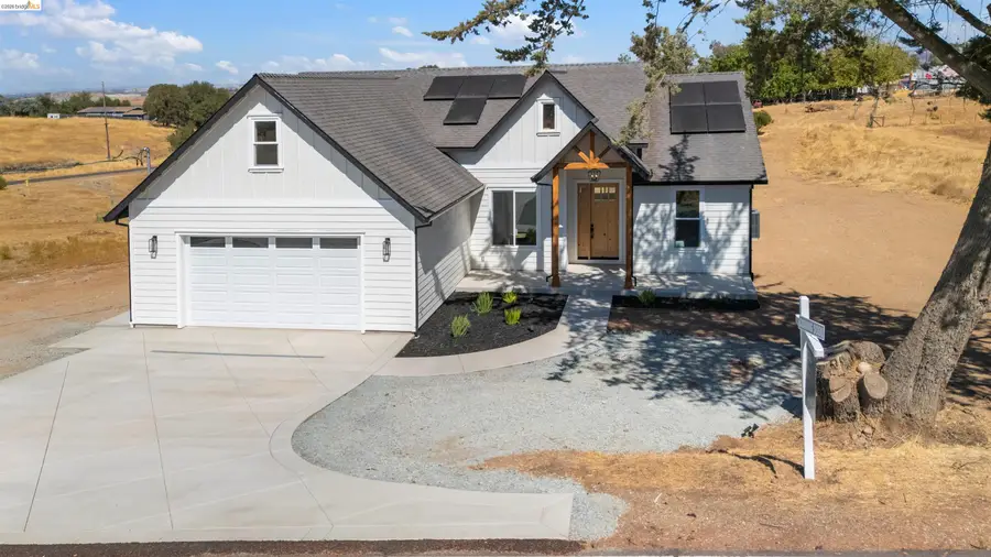 4510 Coyote Dr., Ione, CA 95640 - #2