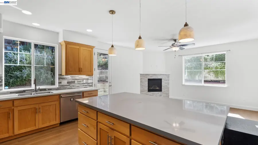 1200 Stonecrest Ln, Concord, CA 94518 - #2