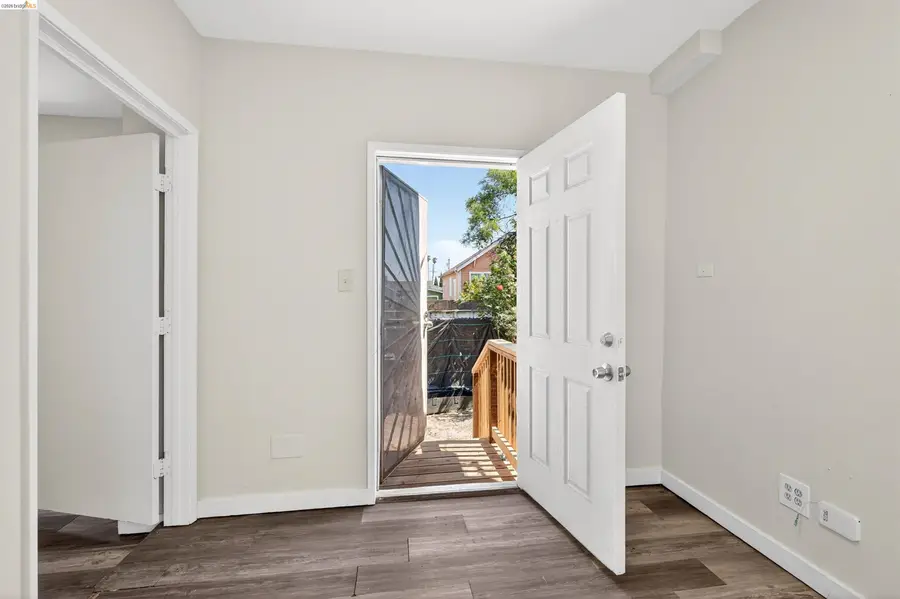 1217 82nd Ave, Oakland, CA 94621 - #3
