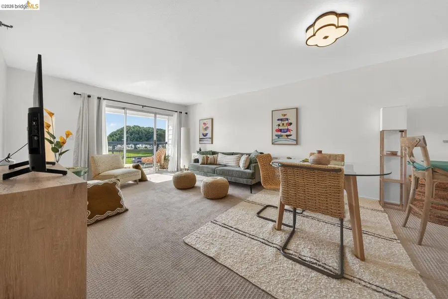 1205 Melville Sq #204, Richmond, CA 94804 - #2