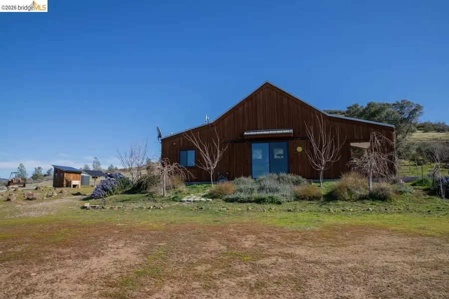 6899 Eagleview Dr., Mountain Ranch, CA 95246 - #3