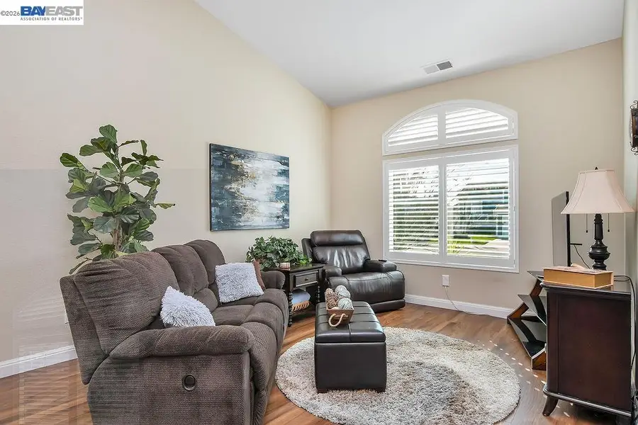 4876 Trenton St, Oakley, CA 94561 - #3