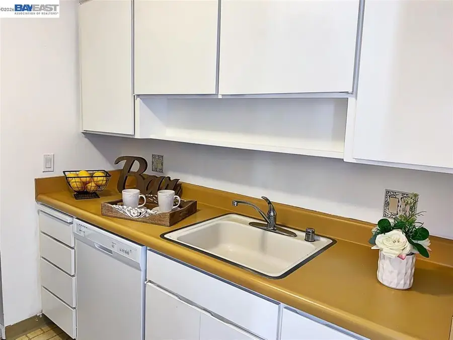 430 N Civic Dr #208, Walnut Creek, CA 94596 - #3