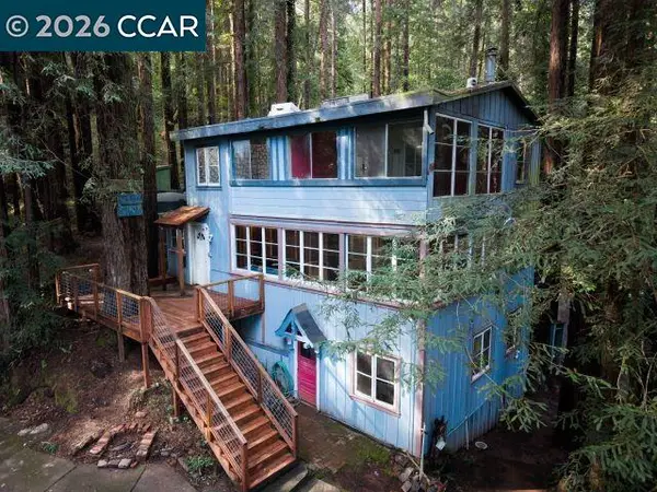 17850 Santa Rosa Ave, Guerneville, CA 95446