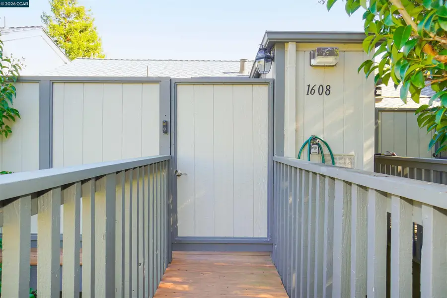 1608 Ashwood Drive, Martinez, CA 94553 - #2
