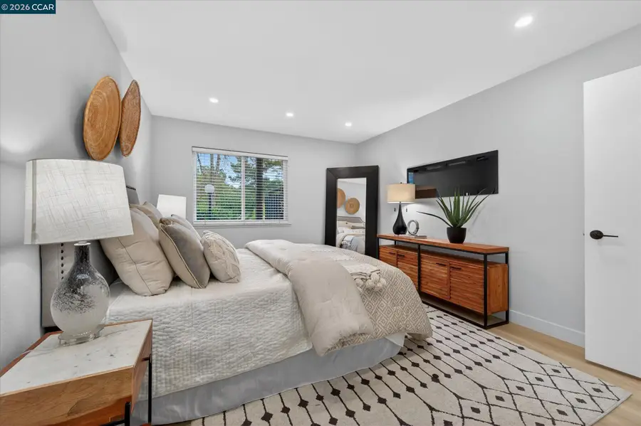 1445 Marchbanks Dr #2, Walnut Creek, CA 94598 - #3