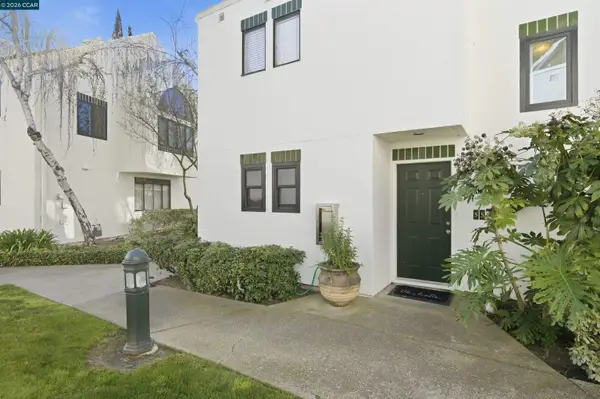 55 Mozden Ln, Pleasant Hill, CA 94523