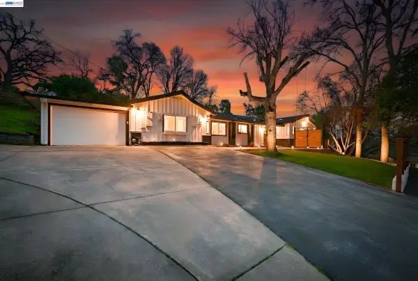 209 Gerry Ct, Walnut Creek, CA 94596