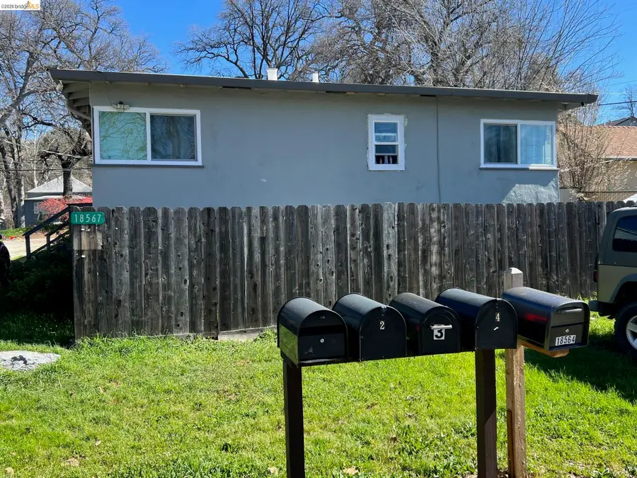 18567 Pine St, Tuolumne, CA 95379 - #2