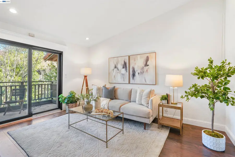 232 Race St, San Jose, CA 95126 - #2