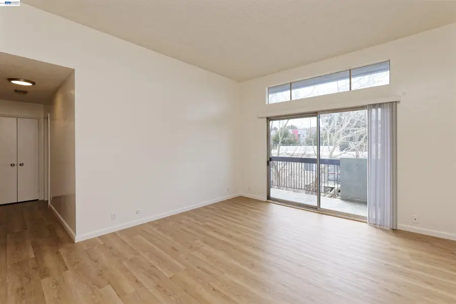 150 Pearl St #304, Oakland, CA 94611 - #2