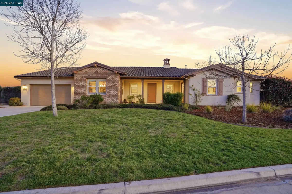 372 Falcon Crest Dr, Lompoc, CA 93436 - #1