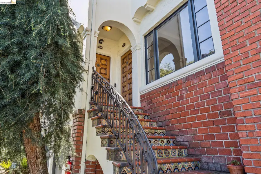 47 Excelsior Ct #43, Oakland, CA 94610 - #2