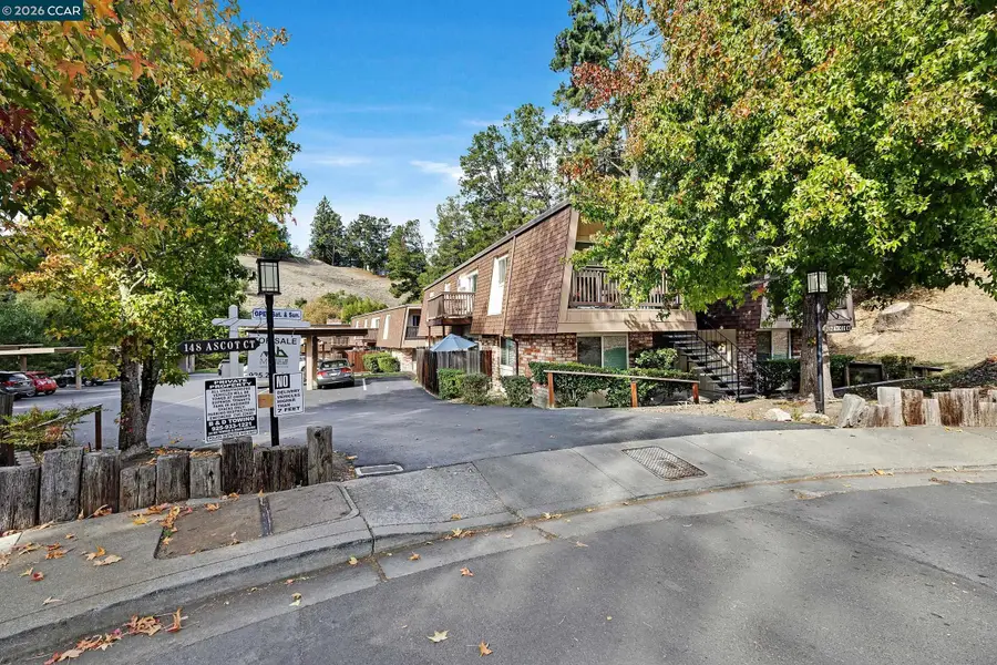 146 Ascot Ct #2, Moraga, CA 94556 - #3