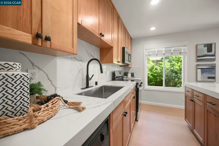 2560 Walnut Blvd #4, Walnut Creek, CA 94596 - #2