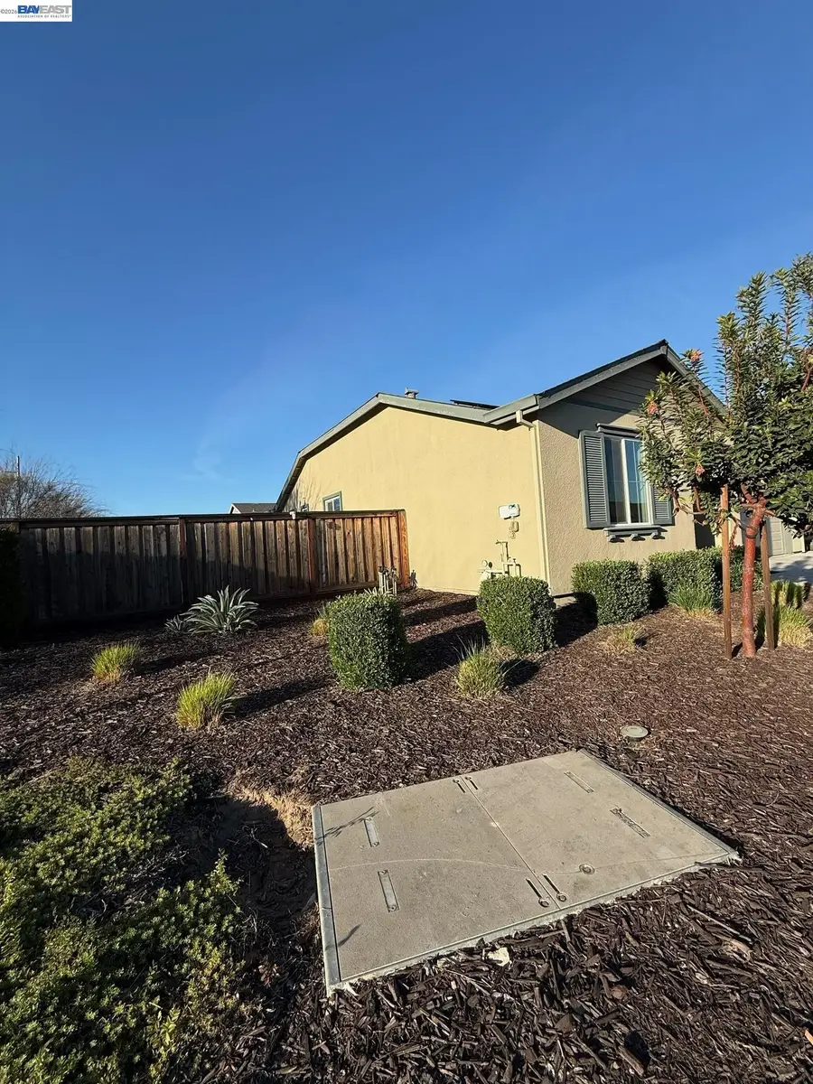 619 Heathridge Street, Manteca, CA 95336 - #2