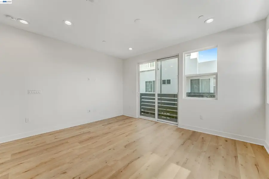 3933 Wattling St, Oakland, CA 94601 - #2