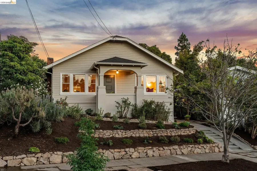 3862 Lyman Rd, Oakland, CA 94602 - #3