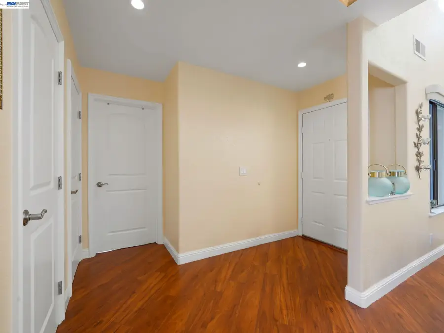 6332 Buena Vista Dr #B, Newark, CA 94560 - #3