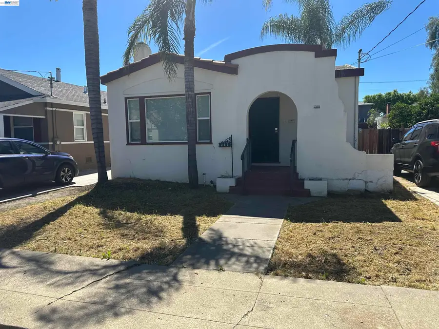 444 E 12th St, Pittsburg, CA 94565 - #2