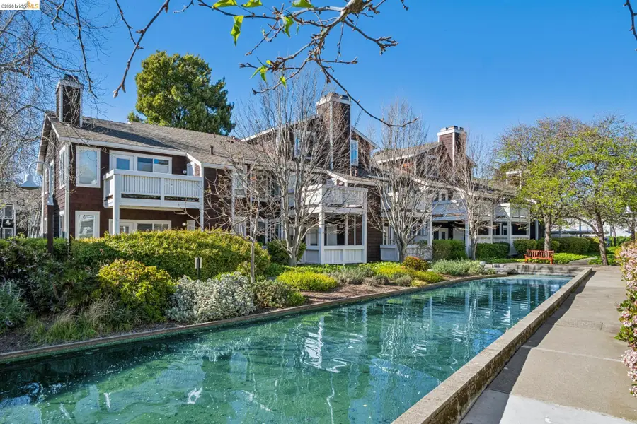91 Marina Lakes Dr, Richmond, CA 94804 - #2