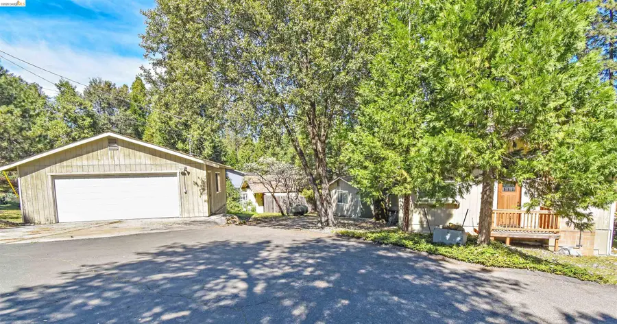 21881 Phoenix Lake Rd, Sonora, CA 95370 - #3