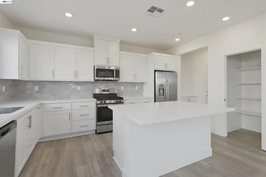 464 Coolcrest Dr, Oakley, CA 94561 - #3