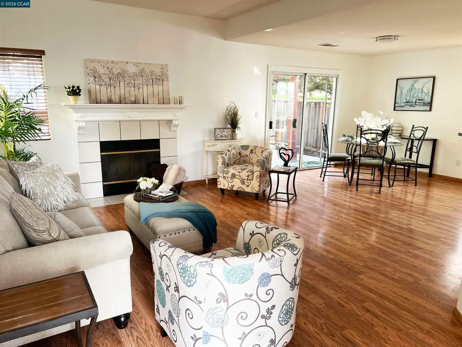 933 Country Run Dr, Martinez, CA 94553 - #3