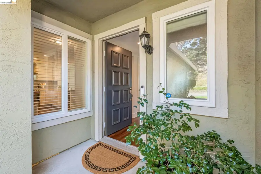 25 Graeagle, Oakland, CA 94605 - #3