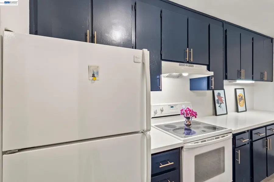 955 Shorepoint Ct #100, Alameda, CA 94501 - #3