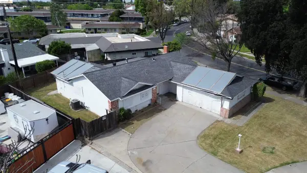 1013 Colonial Ct, Modesto, CA 95350