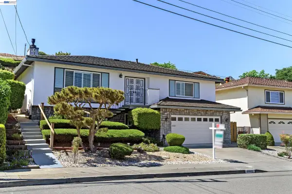 Address Withheld By Seller, Castro Valley, CA 94546