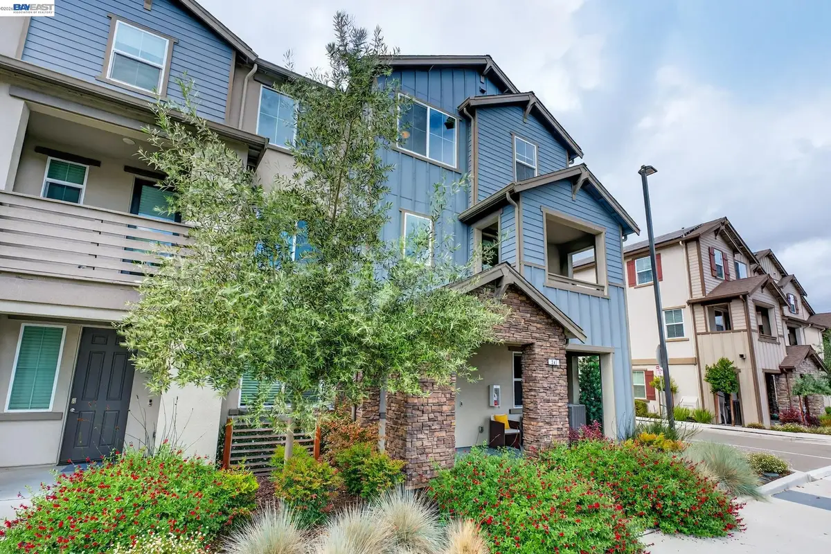 241 N N St, Livermore, CA 94551 - #1