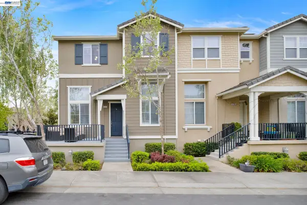 6197 Yardley Ln, San Ramon, CA 94582