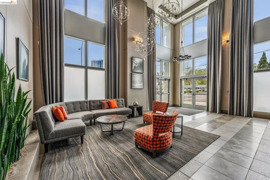 438 W Grand Ave #420, Oakland, CA 94612 - #3