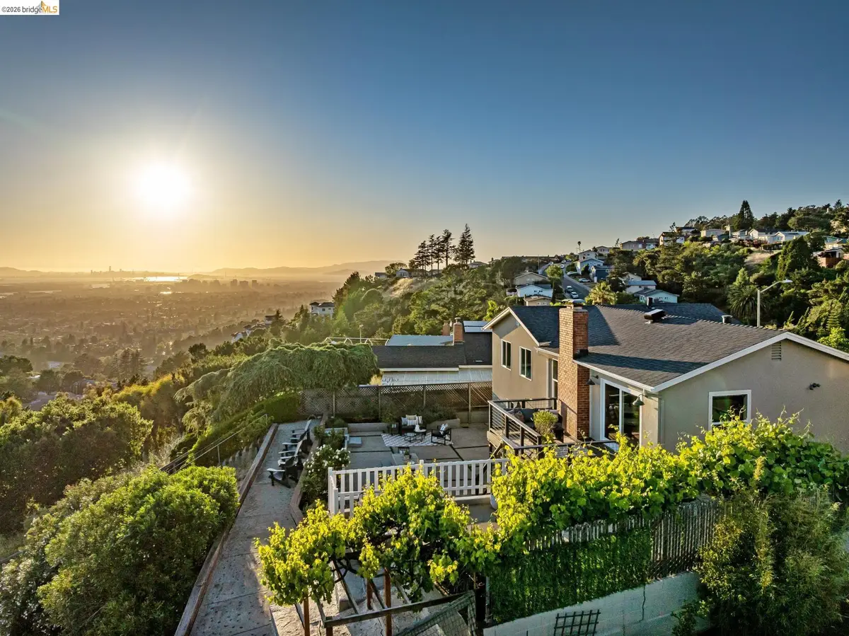 341 Rishell Dr, Oakland, CA 94619 - #1