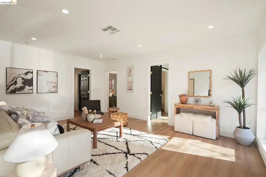 2151 Santa Rita St, Oakland, CA 94601 - #3