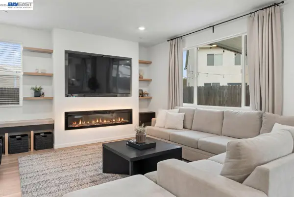 3651 Mcguire Dr, Stockton, CA 95205