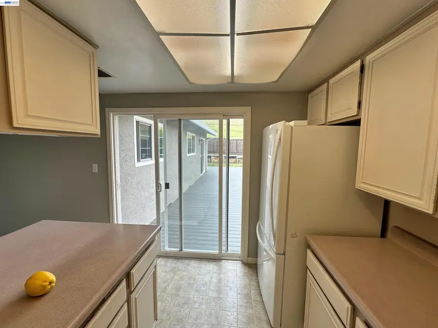 4565 Wildcat Ln, Concord, CA 94521 - #3