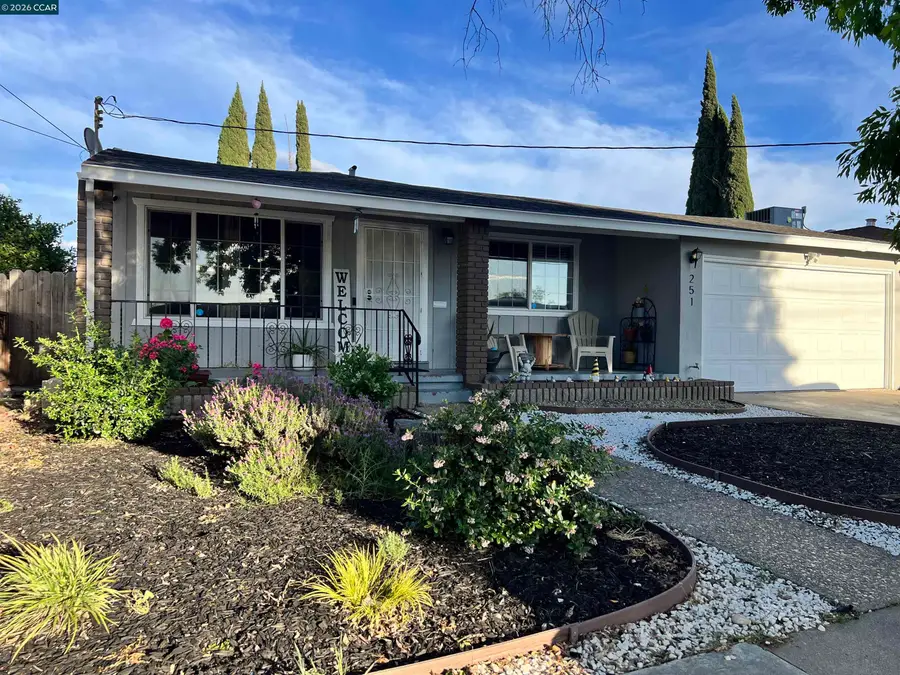 251 Rose Ann Ave., Pittsburg, CA 94565 - #2