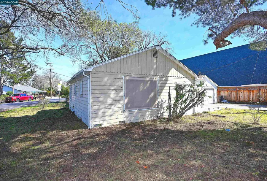 2480 Buena Vista Ave, Walnut Creek, CA 94597 - #3