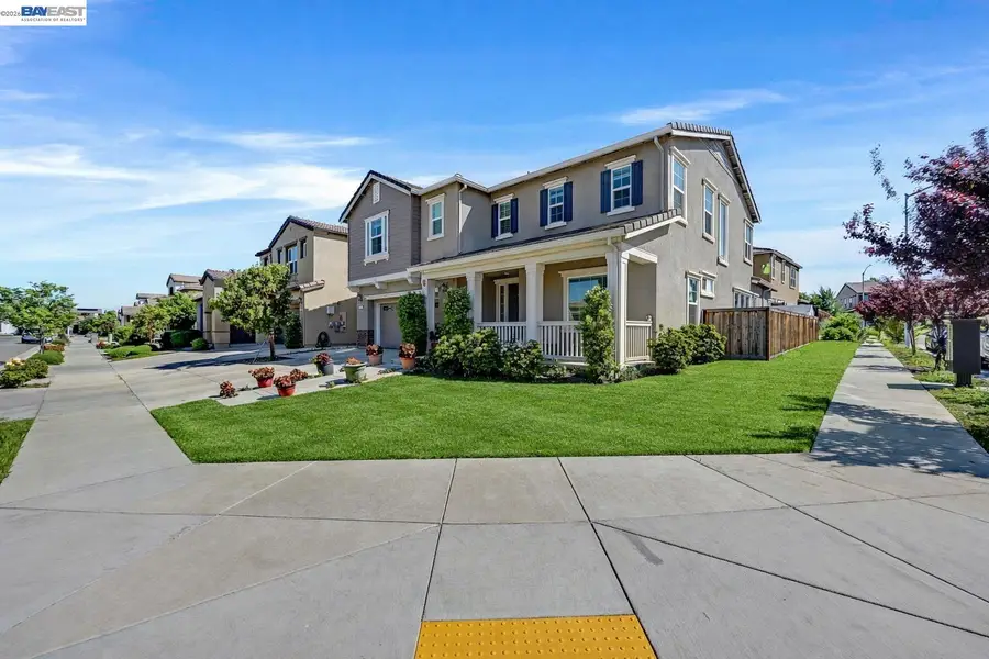 1710 Flora Way, Tracy, CA 95376 - #3