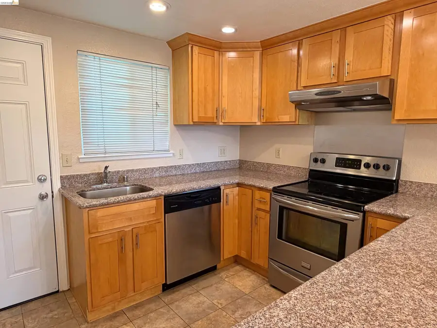 1520 Schenone Ct #2, Concord, CA 94521 - #2