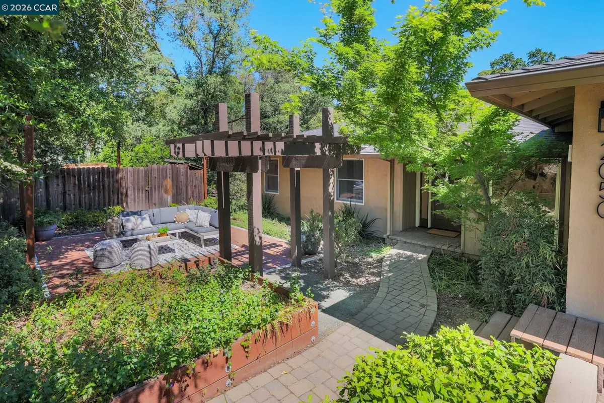 2050 Blackwood Dr, Walnut Creek, CA 94596 - #1